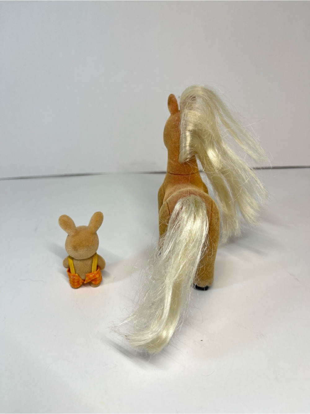 Calico Critters Willow Horse Pony Show Figure Sylvanian Families Bunny Rabbit - Picture 11 of 16